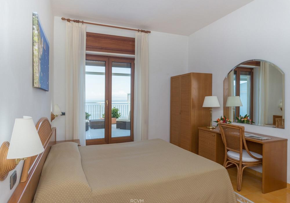 Sporting Hotel 4*